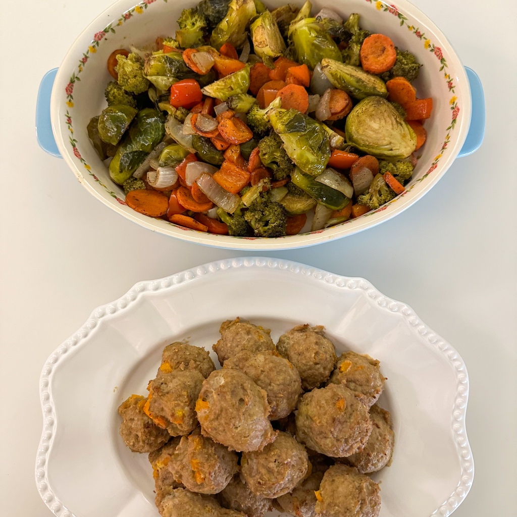 Sunday Lunch: Turkey Meatballs & Roasted Veggies